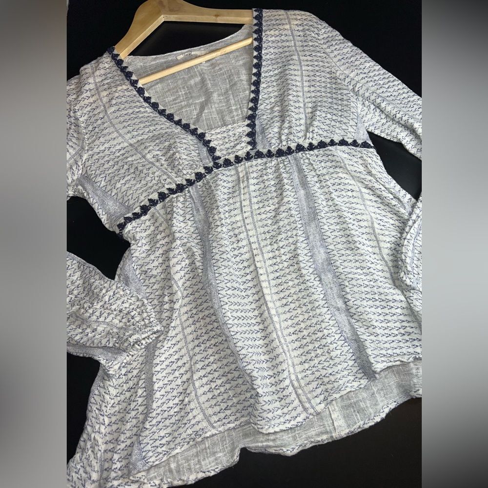 Floreat by Anthropologie Long Sleeve Embroidered detailed Top Size 6 EUC western